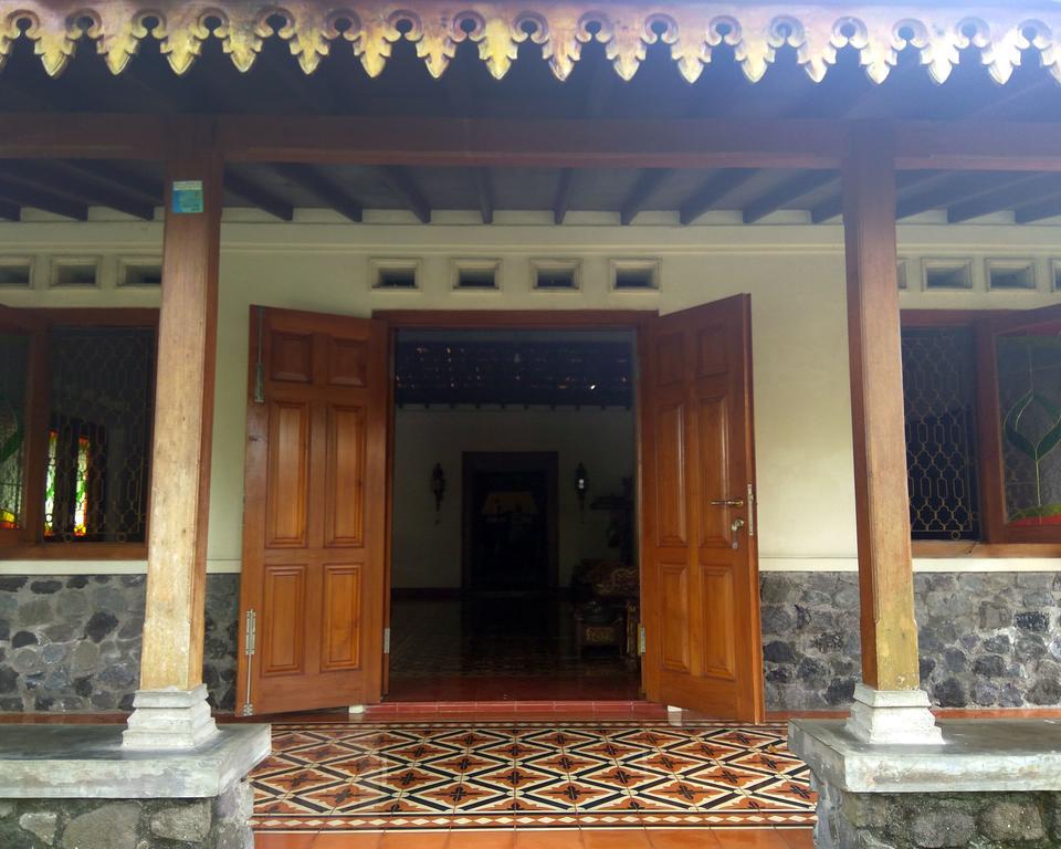Omah Pitoe Yogya Homestay Джокякарта Екстериор снимка