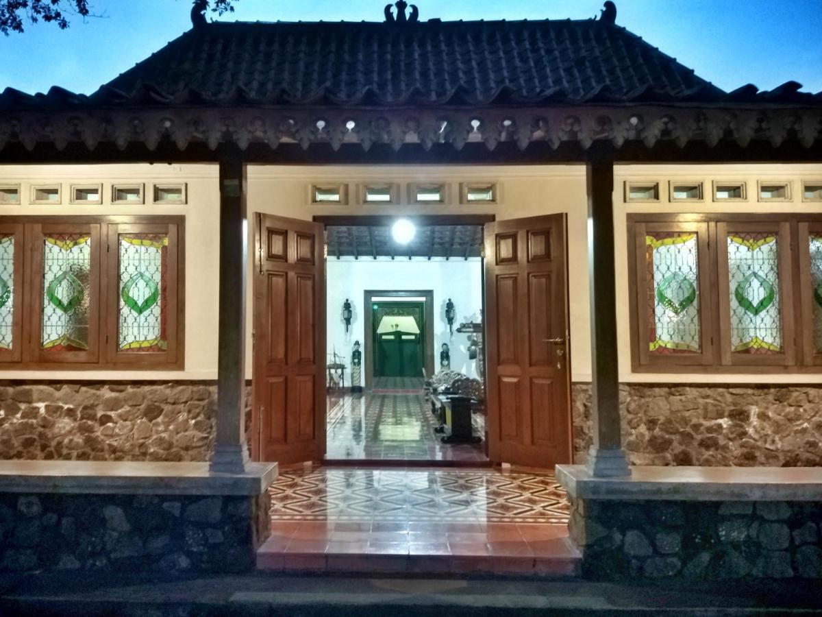Omah Pitoe Yogya Homestay Джокякарта Екстериор снимка